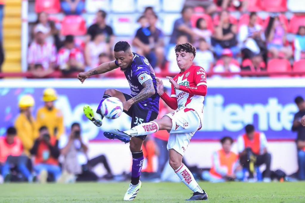 MAZATLÁN F.C. Y CLUB NECAXA SE ENFRENTARON EN LA JORNADA 16
