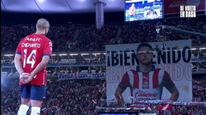 Chicharito regresó a Chivas