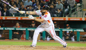 Sergio Burruel a la serie del caribe