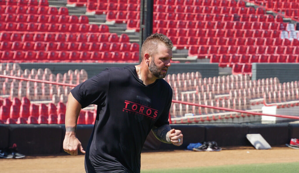 Matt Adams Toros de Tijuana