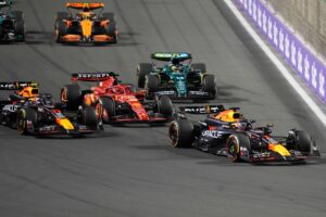 Sergio Pérez segundo en Arabia Saudita