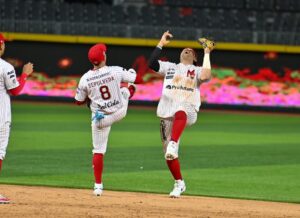 Diablos Rojos impone marca