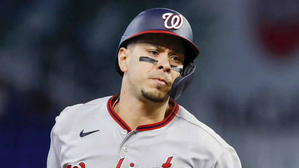 Joey Meneses pega hit del triunfo