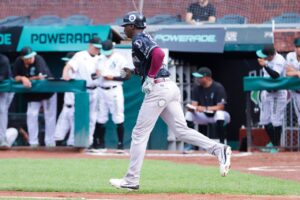 Algodoneros de Unión Laguna le gana a Saraperos