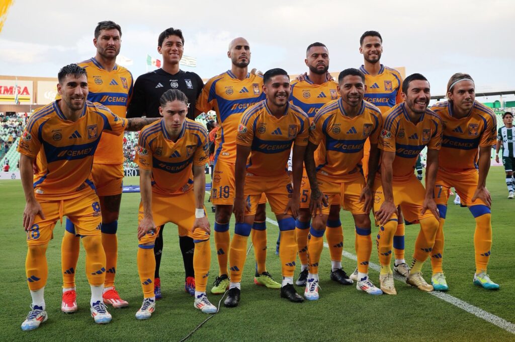 Tigres golea 3-0 a Santos