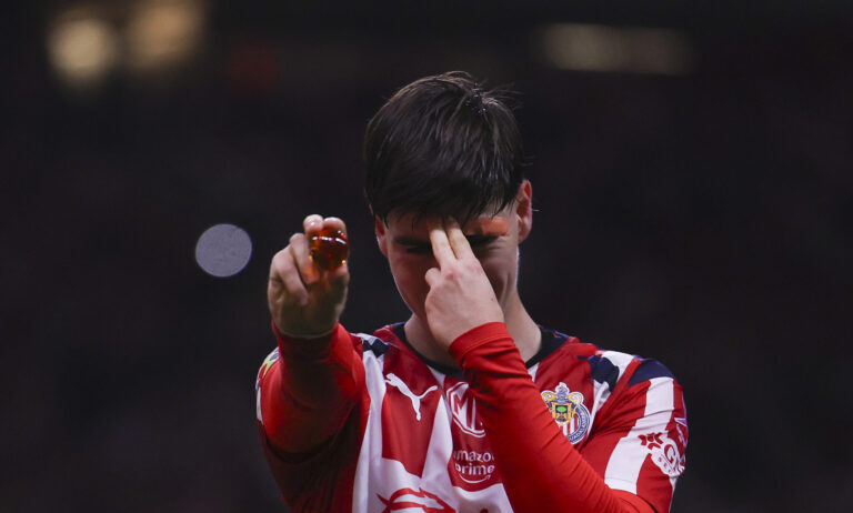 Chivas mantiene el paso firme y suma su cuarto triunfo consecutivo