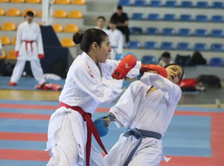 Oro y gloria para Mazatlán en el karate de la Olimpiada Estatal