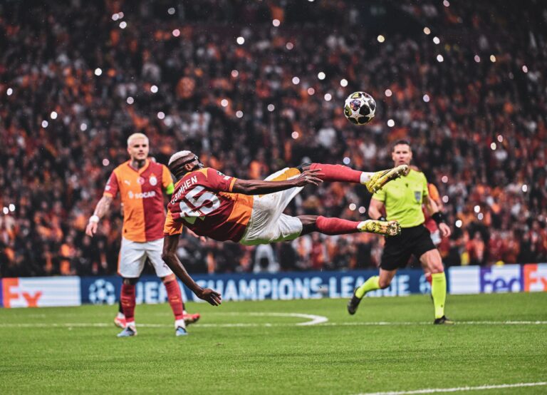 Galatasaray golea 5-2 a la Juventus