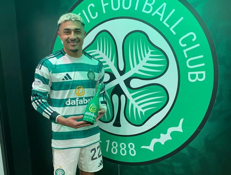 Julián Araujo le da el triunfo al Celtic