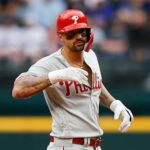 Nick Castellanos llega a un acuerdo con los Padres