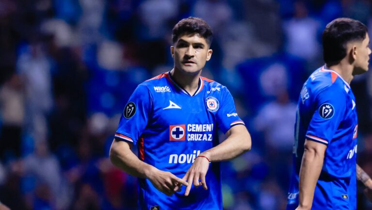 Cruz Azul golea y avanza con autoridad en la Concachampions