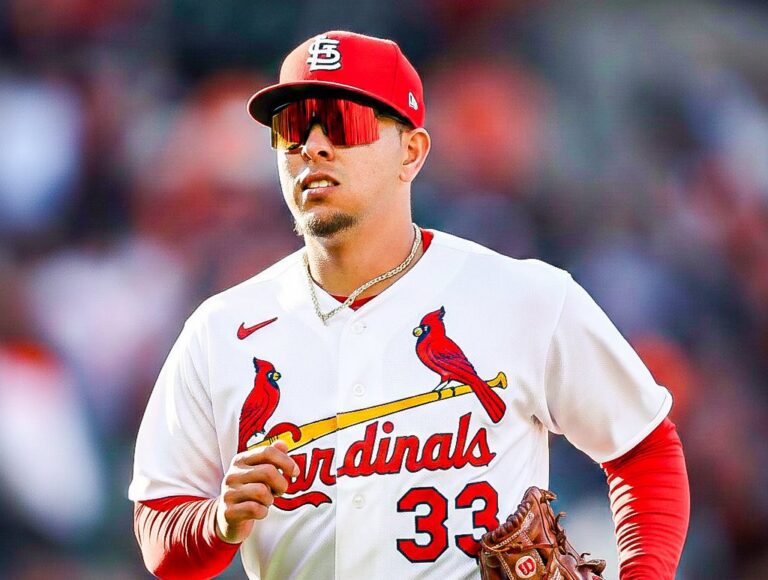 Ramón Urías a los Cardenales de San Luis