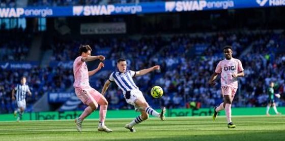 Real Oviedo rescata un empate 3-3 en su visita ante la Real Sociedad