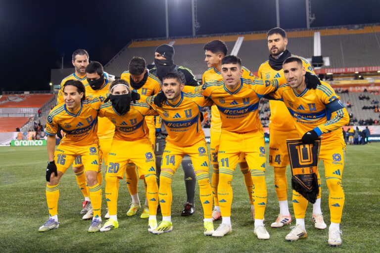 Tigres empata sin goles en su visita a la helada cancha del Forge