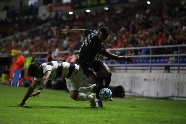 Dorados es goleado 5-0 por la Trinca Fresera