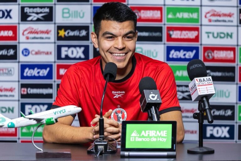 Iván Tona y Xolos van por los 3 puntos ante Mazatlán.