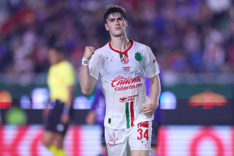 Chivas mantiene paso perfecto tras vencer a Mazatlán FC como visitante