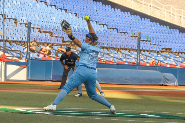 Sultanes de Monterrey Femenil pega primero ante Charros de Jalisco Softbol en el Walmart Park