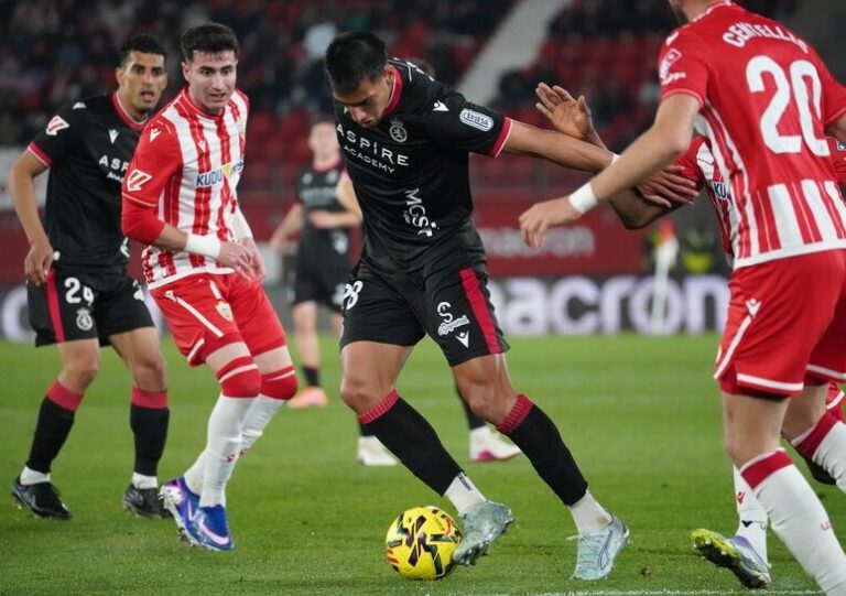 Almería se acerca al ascenso y recibe respaldo de Cristiano Ronaldo