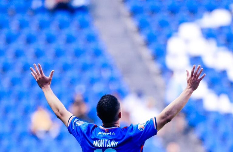 Cruz Azul se mantiene líder con contundente triunfo sobre Atlético San Luis