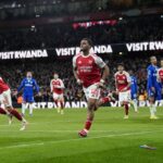 Arsenal se queda con el clásico y afianza el liderato ante Chelsea