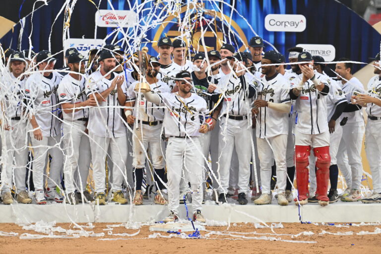 Cougars arman rally letal y se coronan campeones ante Diablos Rojos