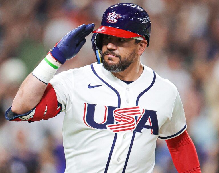 Estados Unidos reacciona con ofensiva explosiva ante Gran Bretaña