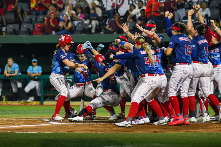 El Águila empata la serie y fuerza el quinto juego ante Sultanes
