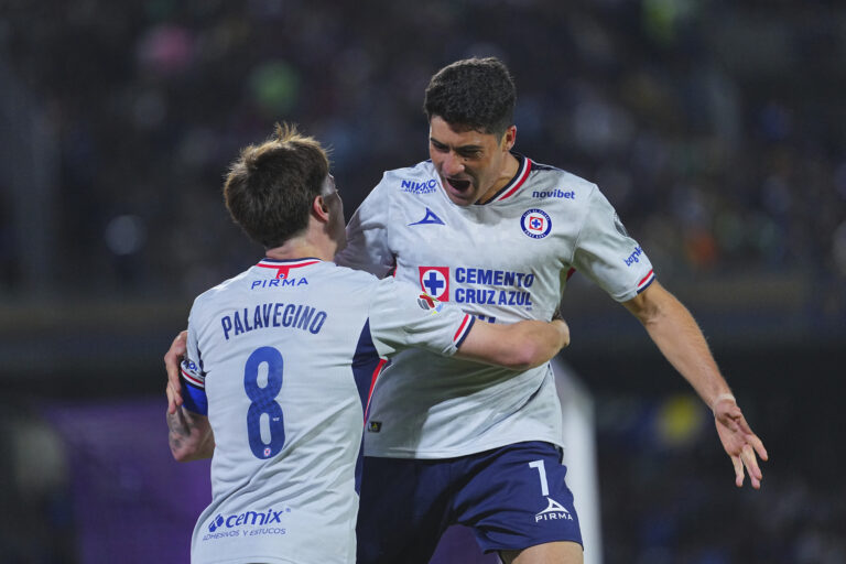 Pumas rescata empate ante Cruz Azul en un intenso duelo en CU