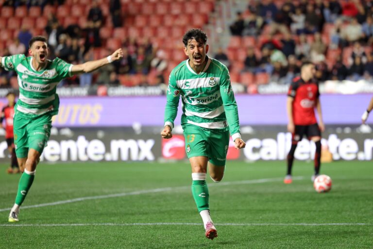 Santos rescata triunfo agónico ante Tijuana y logra su primera victoria del torneo