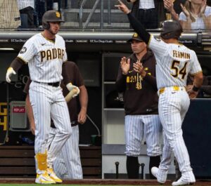 Los Padres consiguieron su primera victoria de la temporada, el eqiuipo de la bahía marcha con marca de 1-2.