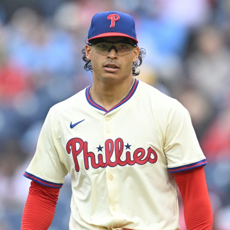 Filis aseguran a Jesús Luzardo con extensión de cinco años y 135 millones de dólares