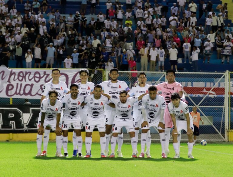 Alianza FC se impone en un dramático cierre ante Fuerte San Francisco