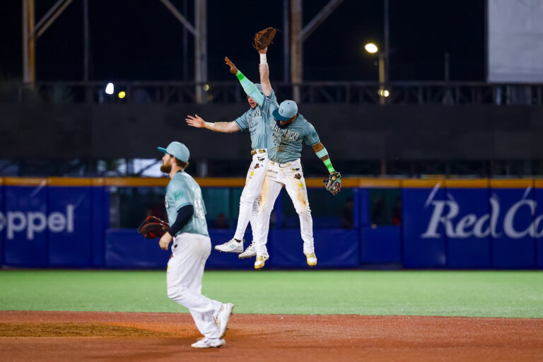Charros remonta a Caliente y asegura la serie en Zapopan