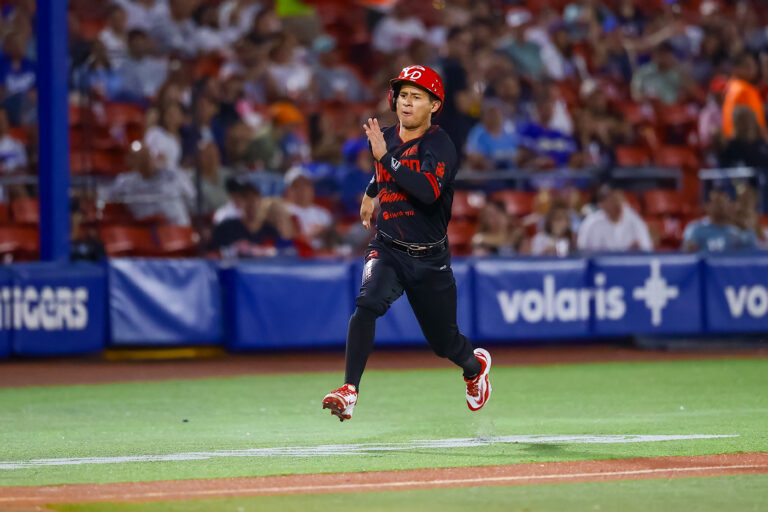 Caliente empata la serie al imponerse a Charros en duelo de volteretas