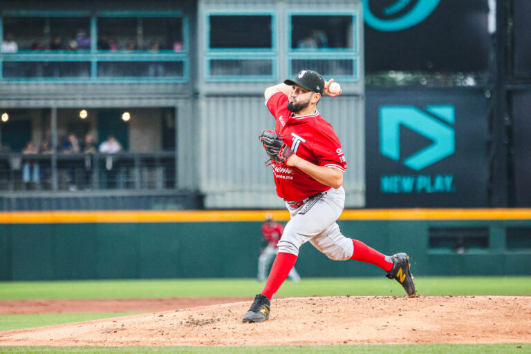 Toros impone su poder en Saltillo y asegura la serie ante Saraperos