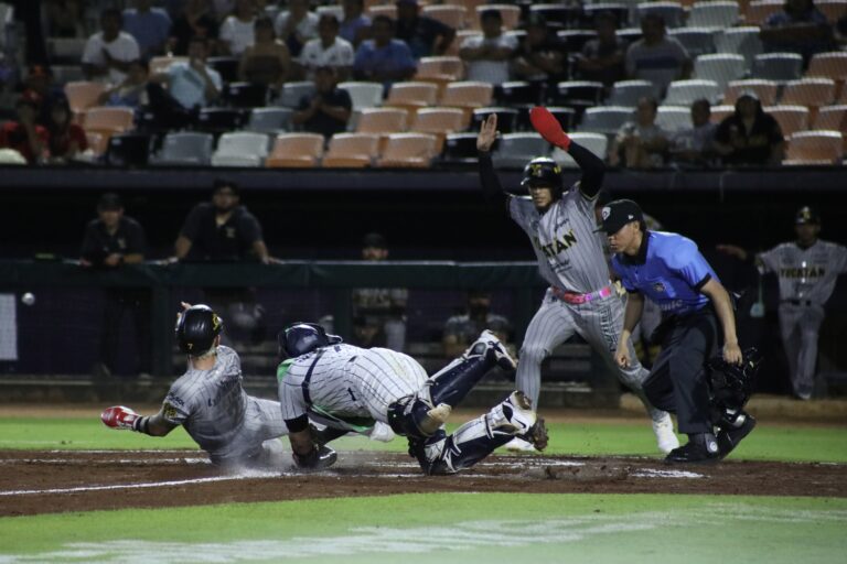 Leones aseguran la serie ante Tigres con sólida noche de Negrín y Henry Ramos