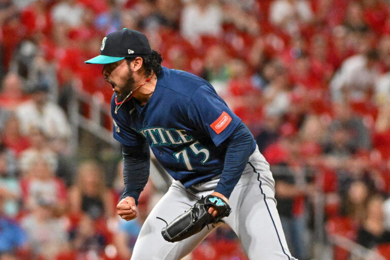 Marineros remontan en San Luis y Andrés Muñoz asegura dramático triunfo ante Cardenales