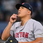 Medias Rojas blanquean a Toronto con sólida labor de Suárez y ataque oportuno