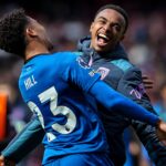 Arsenal pincha de local y pone más apretada la tabla