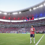 Chivas deja escapar el liderato y termina segundo por diferencia de goles