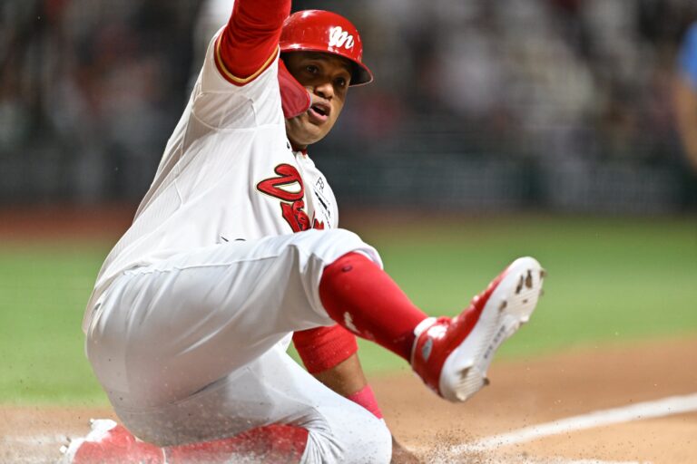 Diablos Rojos inicia con triunfo la defensa de su bicampeonato