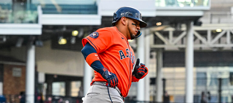 Isaac Paredes lidera paliza de Astros con dos jonrones