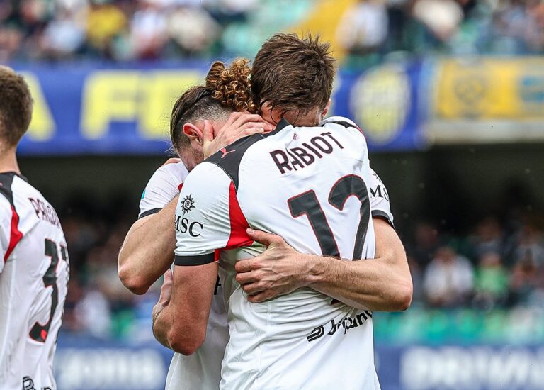 Milán derrota 1-0 a Hellas Verona, Santiago Giménez entró al 63