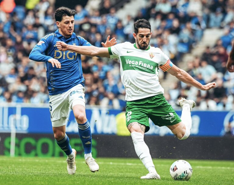 Real Oviedo se hunde y queda al borde del descenso tras caer ante Elche