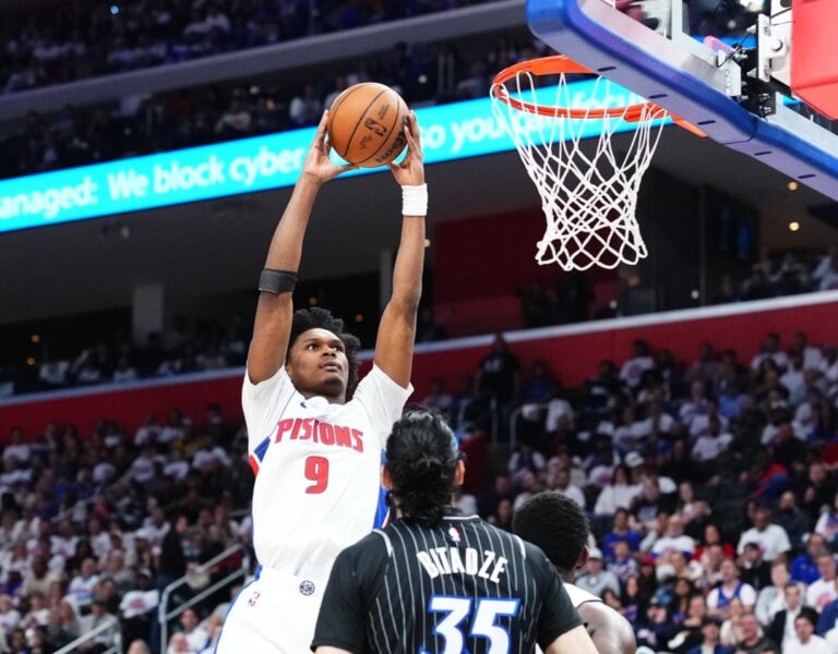 Cade Cunningham guía a Pistons para empatar la serie ante Magic