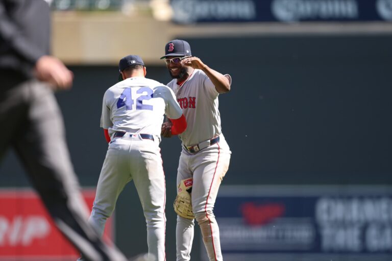 Trevor Story lidera paliza de Red Sox sobre Twins con noche de cinco impulsadas