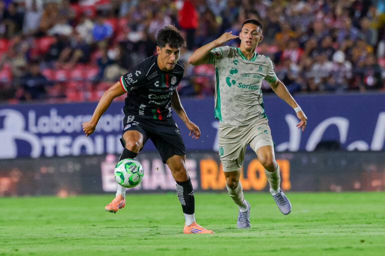 Atlético de San Luis mantiene viva la esperanza de liguilla con triunfo sobre Santos