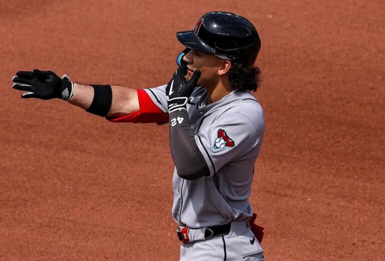 D-backs se imponen en extra innings y vencen 8-5 a Orioles con noche brillante de Del Castillo