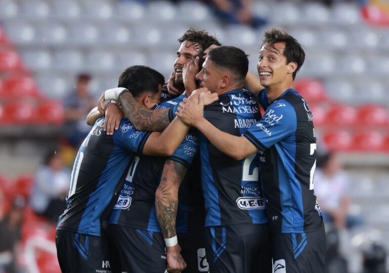 Gallos Blancos derrota 3-1 a los Rayos